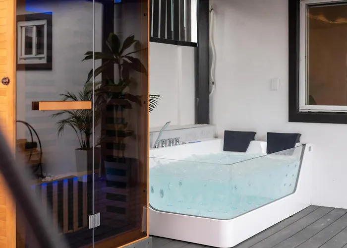 Luxury Meets Wellness Rtrt Villa *